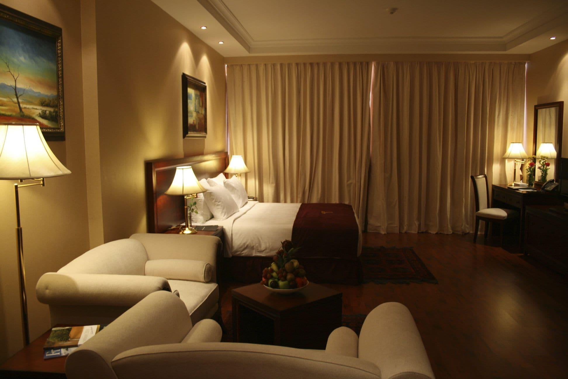Trianon Royal Hotel Abu Dhabi Esterno foto