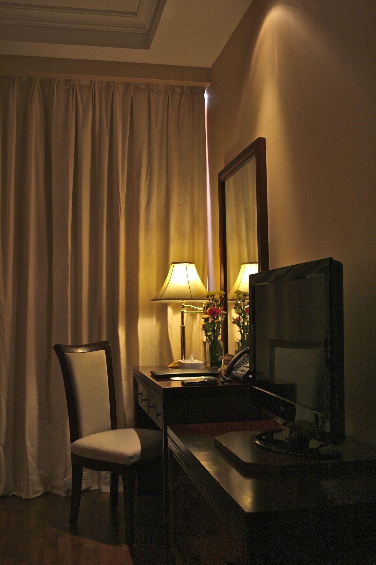 Trianon Royal Hotel Abu Dhabi Esterno foto