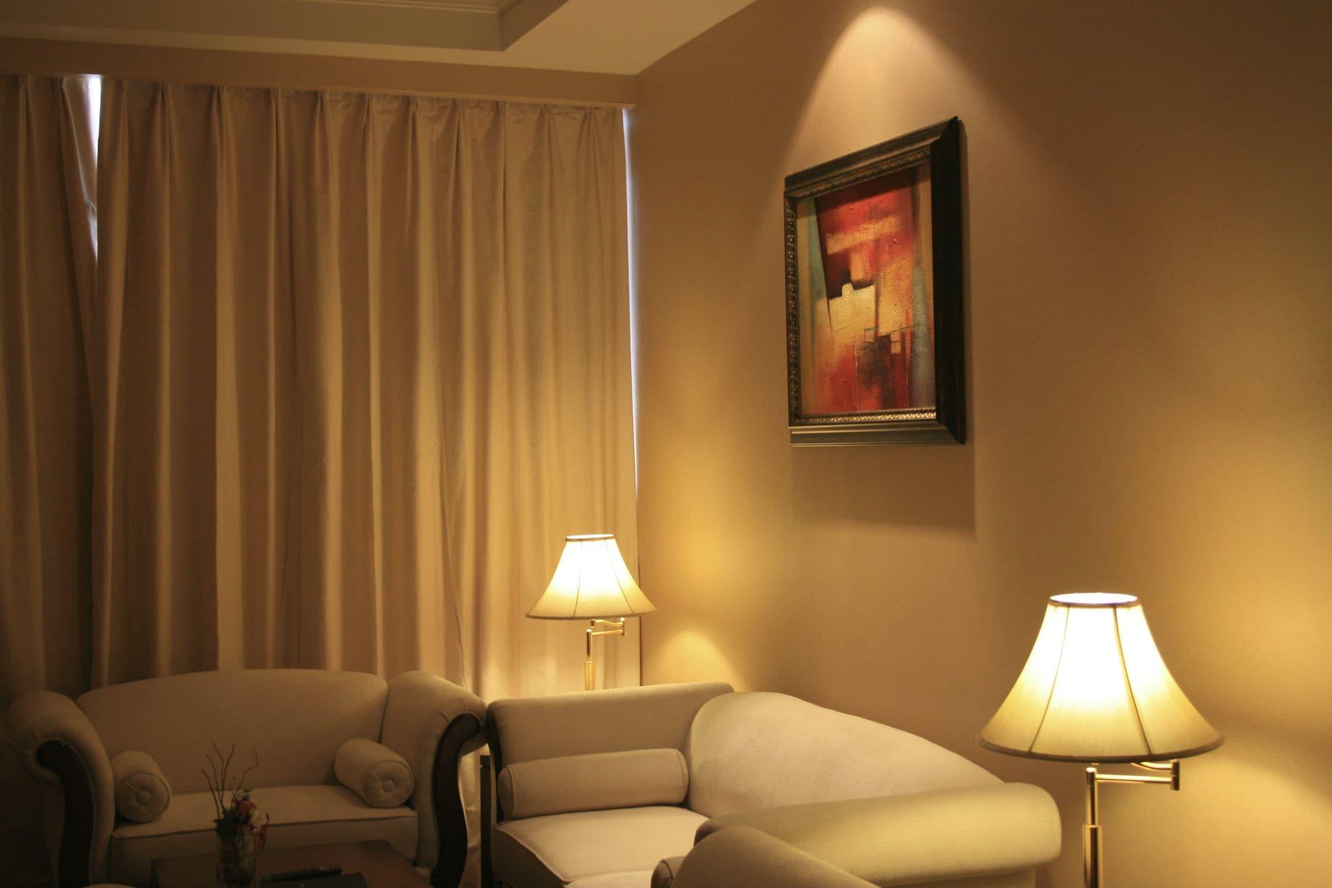 Trianon Royal Hotel Abu Dhabi Esterno foto