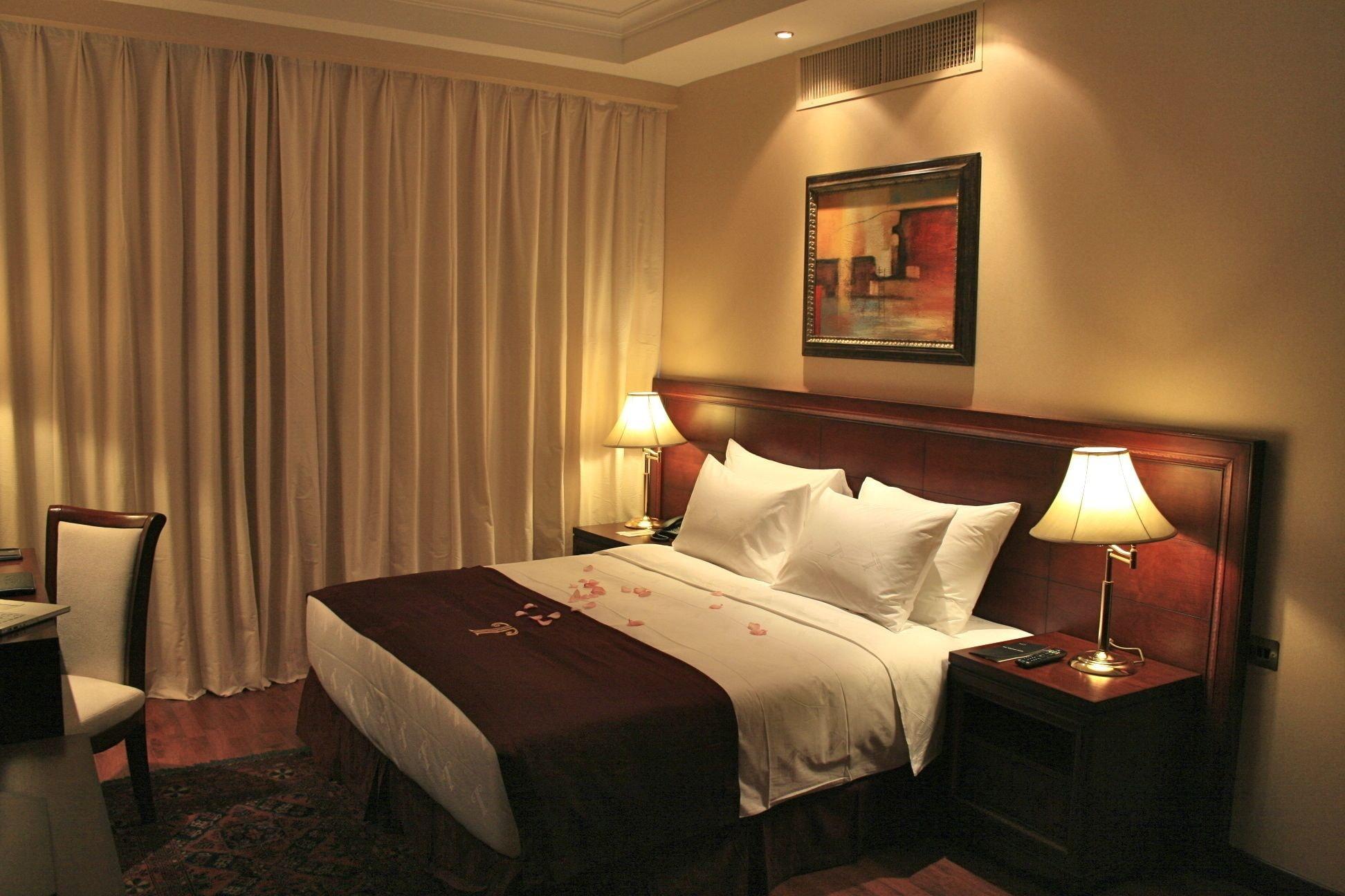 Trianon Royal Hotel Abu Dhabi Esterno foto